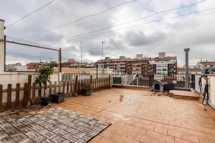 PRECIOSO DUPLEX CON 3 TERRAZAS EN POBLE NOU photo 0