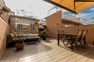 TU REFUGIO URBANO CON ESTILO: TERRAZA, DISEÑO Y CONFORT photo 0