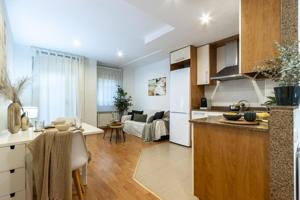 APARTAMENTO TURÍSTICO CON ALTA RENTABILIDAD A UN PASO DEL CENTRO photo 0