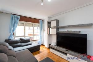 Encantador piso en el corazón de Santoña, con trastero y con todos los servicios a un paso. photo 0