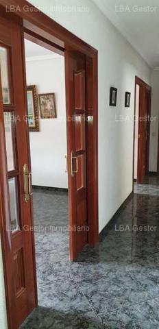 Vivienda reformada de tres dormitorios. photo 0