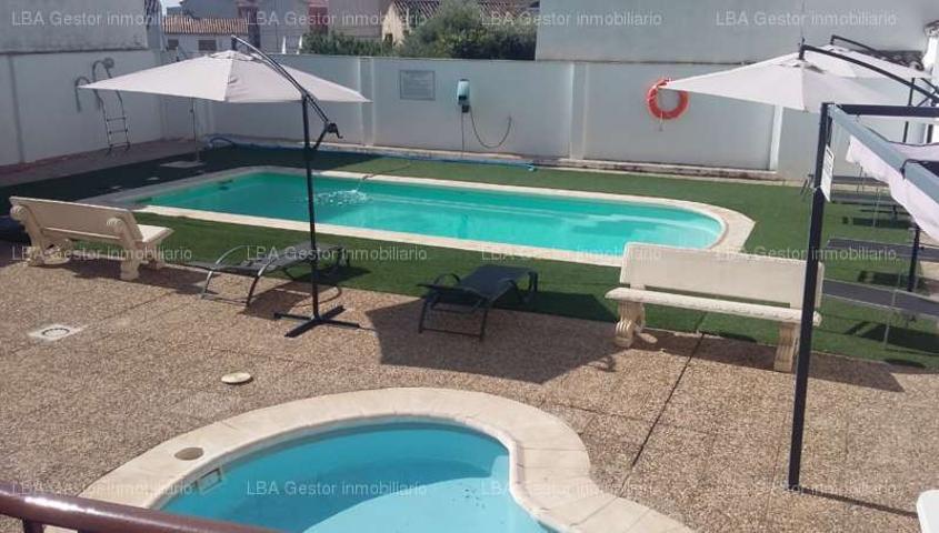 Amplio piso con piscina comunitaria. photo 0