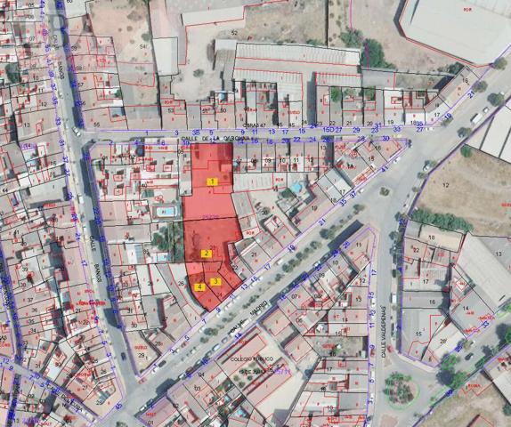 SOLAR A DOS CALLES DE 1750 m², ACTUALMENTE DEDICADO A GARAJES photo 0