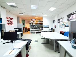 Local En venta en Las Rozas de Madrid photo 0