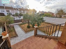 Chalet en Alhaurín de la Torre: Confort y Naturaleza a tu Alcance photo 0