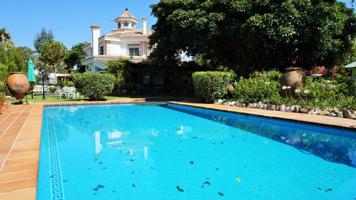Villa En venta en Guadalmar photo 0