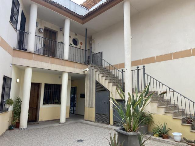 Original vivienda en Plaza de la Iglesia - Junto a la Calahorra photo 0