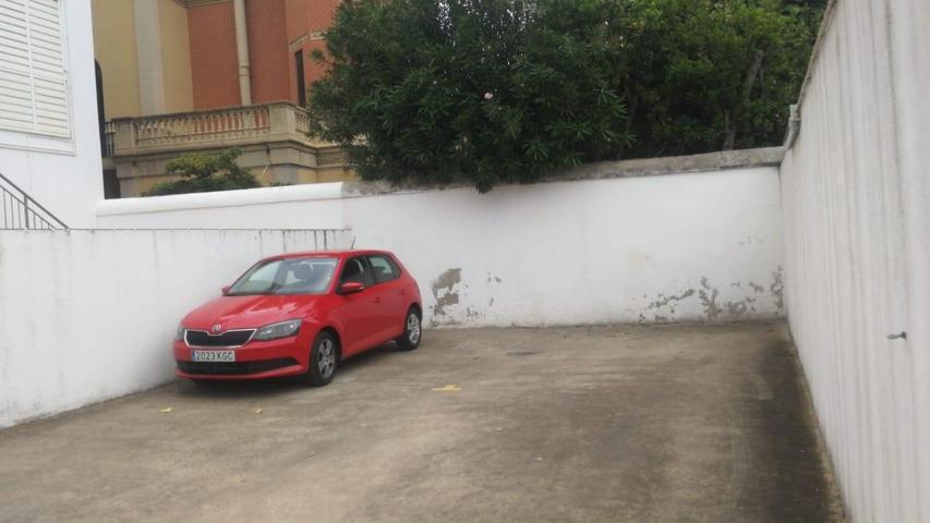 ¡¡Plaza de parking de fácil acceso!! photo 0