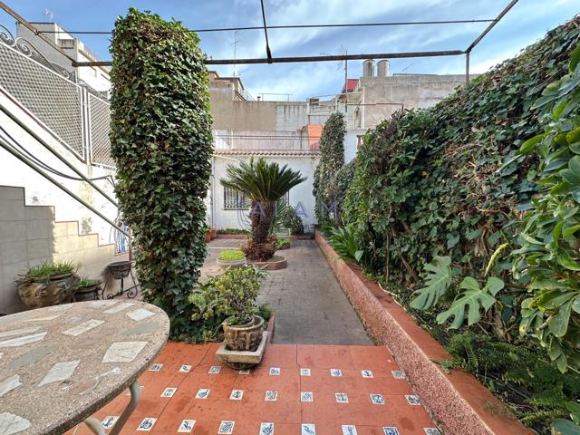¡Descubre esta magnífica casa en el corazón de Calella! photo 0