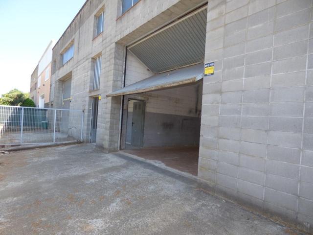 Nave Industrial en Tordera, polígono de Can Verdalet photo 0