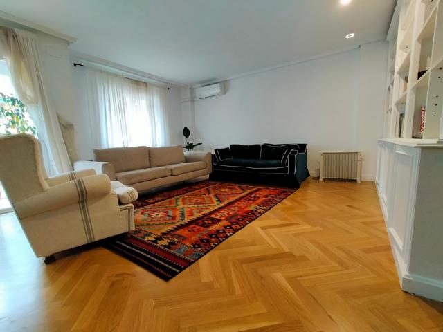 Piso En venta en Calle De Lleida, La Saïdia, València photo 0