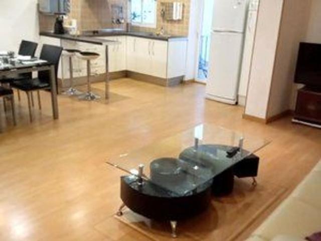 Piso En alquiler en Ciutat Vella, València photo 0