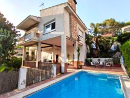 Casa En venta en Calle Mallorca, Godelleta photo 0