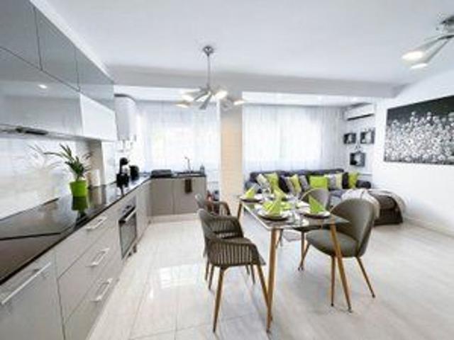 Piso En venta en La Saïdia, València photo 0