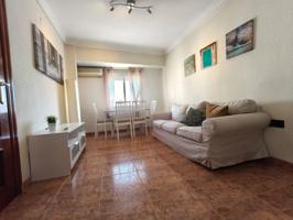 Piso En venta en Avenida De Burjassot, La Saïdia, València photo 0