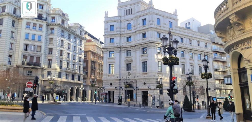 ALQUILER DE OFICINA EN PLENO CENTRO DE GRANADA. photo 0