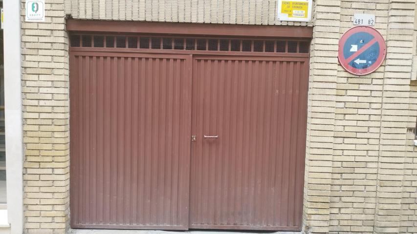 Parking En alquiler en Alhamar, Granada photo 0