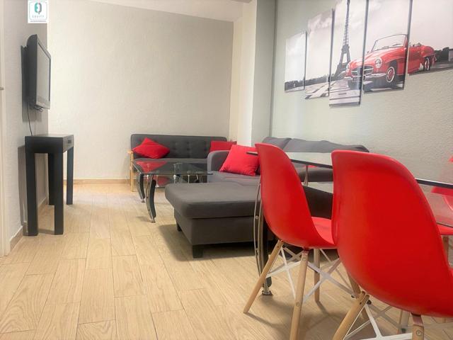 🎓 ¡IDEAL PARA ESTUDIANTES! Piso en alquiler en Calle Ángel Barrios 🎓 photo 0