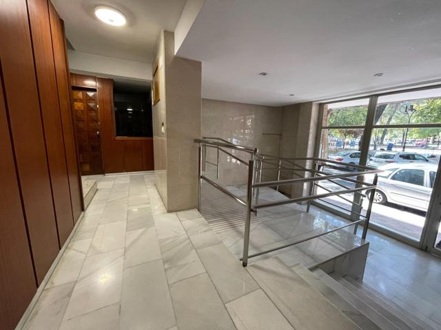 Piso en Conde de Vallellano, Córdoba photo 0
