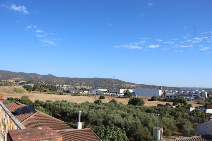 Magnífica Vivienda en Barriada de los Ángeles photo 0