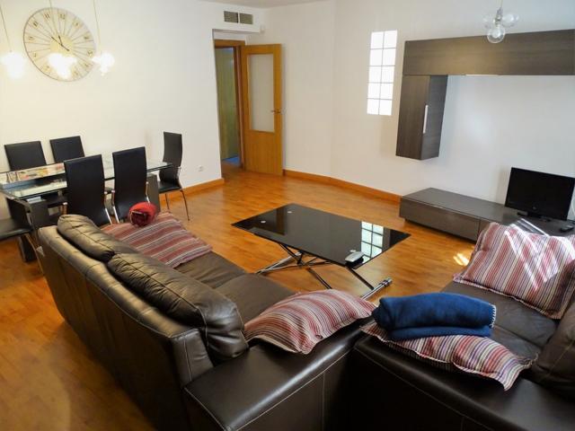 SE ALQUILA APARTAMENTO EN RONDA SUR photo 0