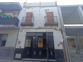 Casa En venta en Calle Quevedo, 16, Dos Hermanas photo 0