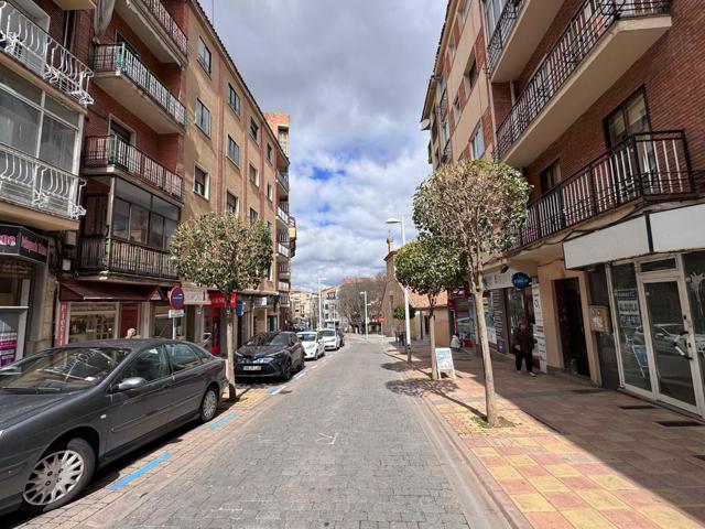 Local En alquiler en Segovia photo 0