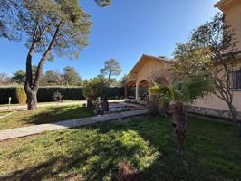 Villa En venta en Marugán photo 0