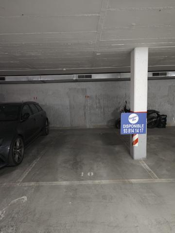 Plaza de aparcamiento - Vilanova i la Geltrú photo 0