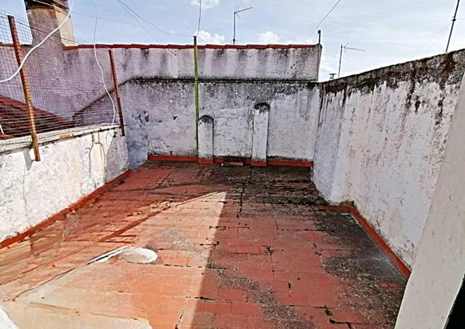Se Vende Bonita Casa con Terraza para reforma en Zona Mejostilla photo 0
