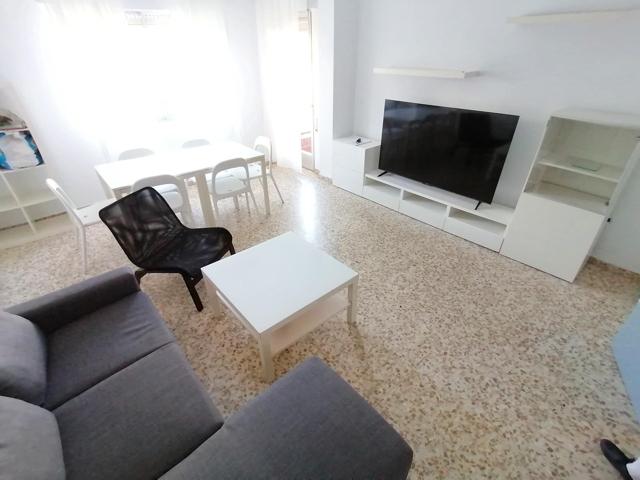 Piso en Venta Cáceres 4 Dormitorios con Garaje y Trastero a 5 Minutos de La Cruz photo 0