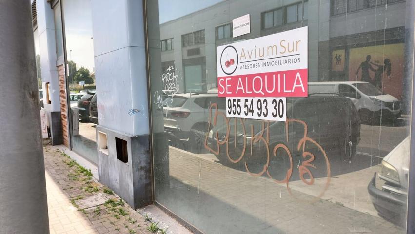 Estupenda Nave-Local Comercial de 130 m2 en 2 alturas con gran escaparate photo 0