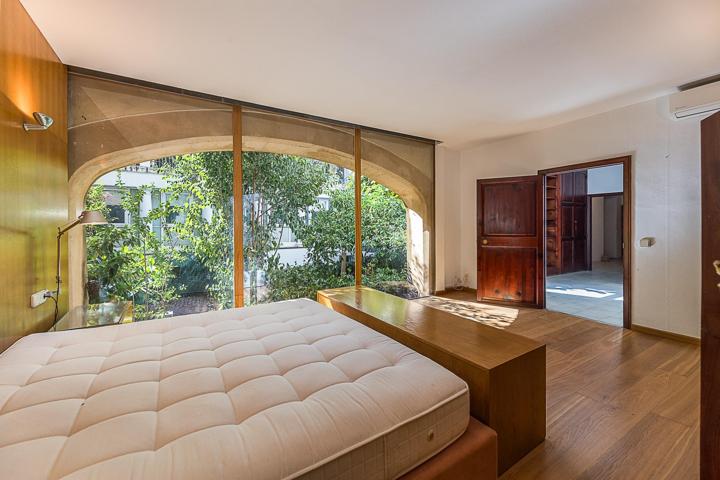 **Venta de Impresionante Casa en el Corazón de Palma, Junto a la Catedral** photo 0
