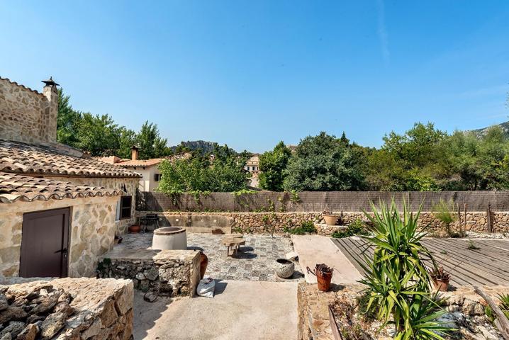 Venta de casa Mallorquina en Orient - Bunyola photo 0