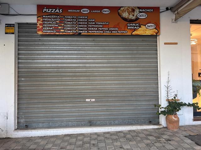 Traspaso de Pizzería en Palmanova – Oportunidad Única photo 0