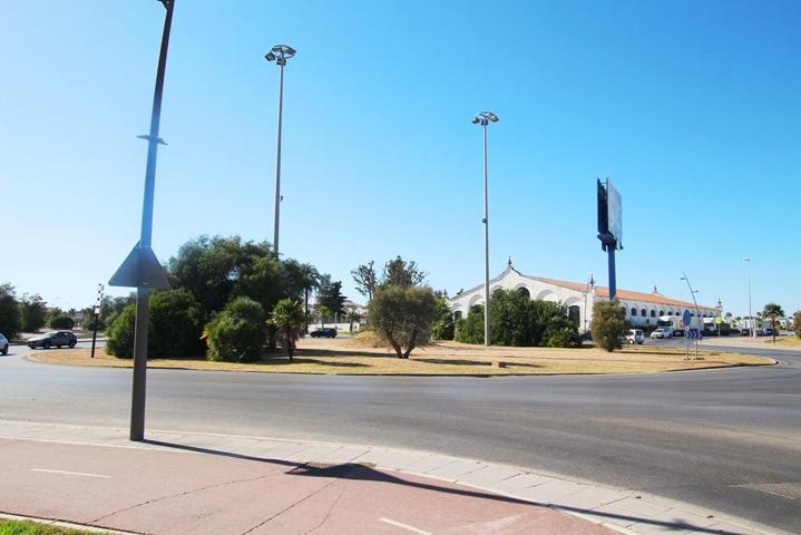 ADOSADO DE 5 DORMITORIOS EN EL ALTILLO photo 0