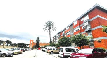 PISO CON PLAZA DE APARCAMIENTO EN LA UNION photo 0