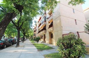 PISO CON PLAZA DE APARCAMIENTO ZONA MERCA 80 photo 0