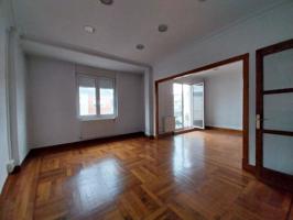 Piso En venta en Centro - Ayuntamiento, Santander photo 0