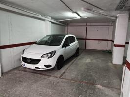 Se vende plaza de garaje para coche pequeño, cerca del paseo marítimo, en Torrevieja. photo 0