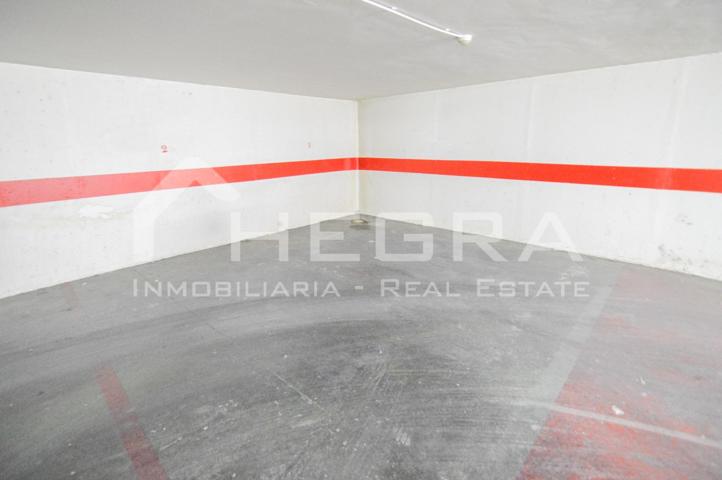 Se venden 2 plazas de garaje juntas, con acceso por montacoches en c- Ramón Gallud. Torrevieja photo 0