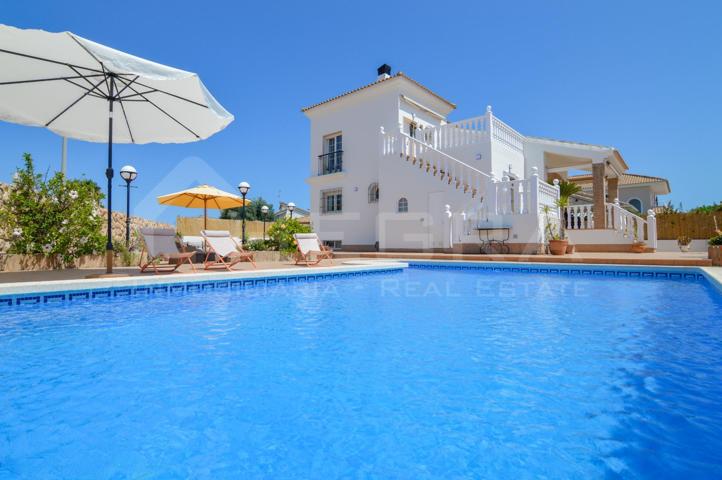🏡 Vivienda Única en Santiago de la Ribera, Costa Cálida (Murcia) — Chalet Independiente con Piscina Privada y Diseño Renovado por 💶 585.000 € photo 0