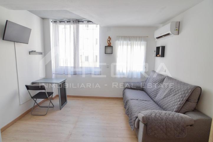 🏖️ ESTUDIO REFORMADO CON PISCINA EN LA PLAYA DEL CURA – TORREVIEJA photo 0