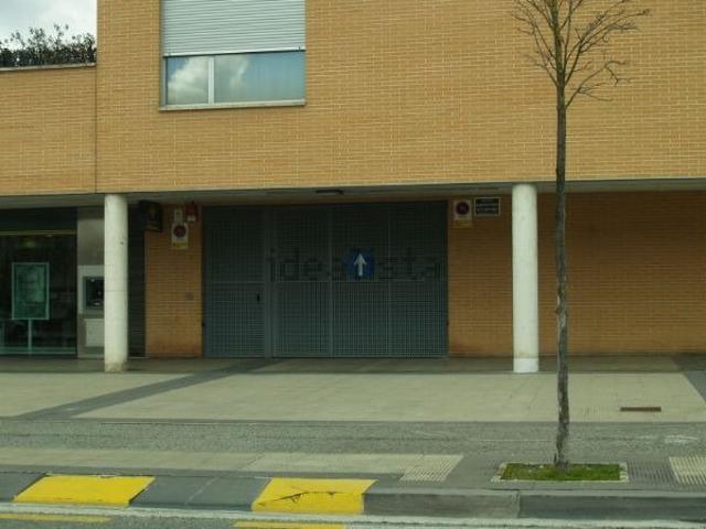 Parking En venta en Buztintxuri, Pamplona - Iruña photo 0