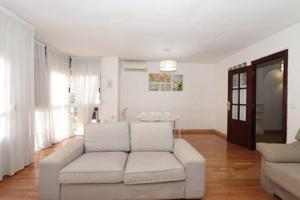 INMOCARTAGO VENDE BONITO, LUMINOSO Y REFORMADO PISO EN PLENO ANGEL BRUNA 74 METROS CONSTRUIDOS CERRADO BALCON photo 0