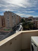 PISO DE DOS DORMITORIOS CON PLAZA DE GARAJE EN EL EDIFICIO Y TRASTERO photo 0