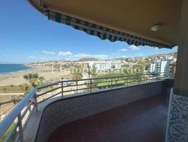 Piso en venta en La Cala del Moral photo 0
