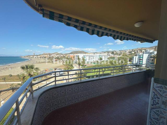 Piso en venta en La Cala del Moral photo 0