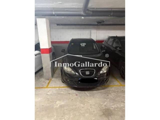 PLAZA DE PARKING GRANDE photo 0