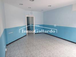LOCAL EN VENTA VELEZ MALAGA photo 0